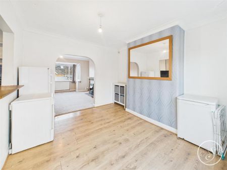 3 bedroom terraced house to rent - Photo 5