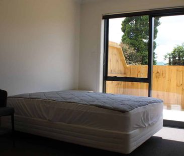 4/5 Rm D Ford Street - Photo 1