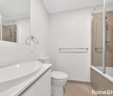 Modern 3-Bedroom Townhouse in Clyde North - Photo 4