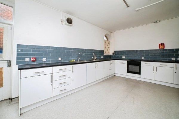 Chesterfield Road, Alfreton, DE55 - Photo 1