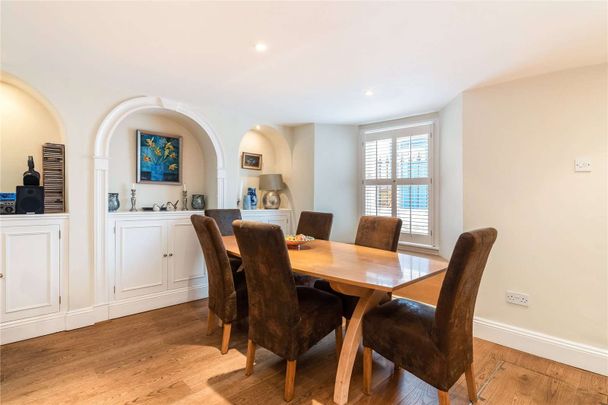 Beautifully presented 4 bedroom house in the popular 'Tonsleys' - Photo 1