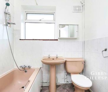 Harlington Road, Hillingdon, Middlesex, UB8 - Photo 3