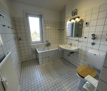 3-Zimmer-Wohnung mit Balkon in Wolfsburg-Westhagen mieten - Foto 3