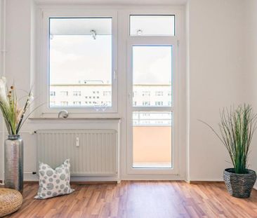 Im Erdgeschoss gelegene 2-Raum-Wohnung mit Balkon - Photo 2