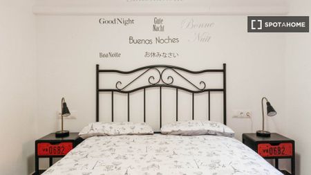 Piso de alquiler en Aiguadolç - Sant Sebastià - Photo 4