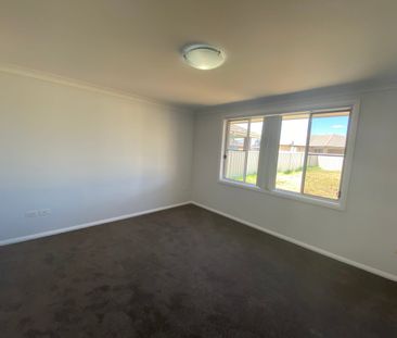 4 BEDROOM HOUSE LOCATED HILLVUE - Photo 6