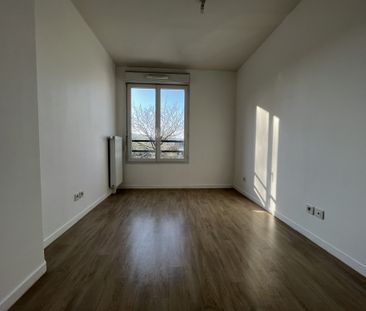 Location Appartement 3 pièces 56m² GRAND COURONNE 76530 - Photo 3