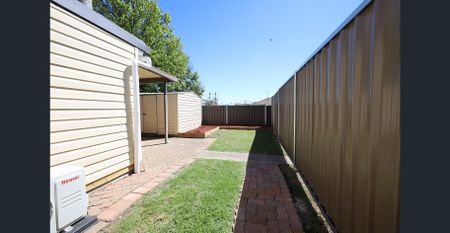Fully renovated 3 bedroom home- available now - Photo 5