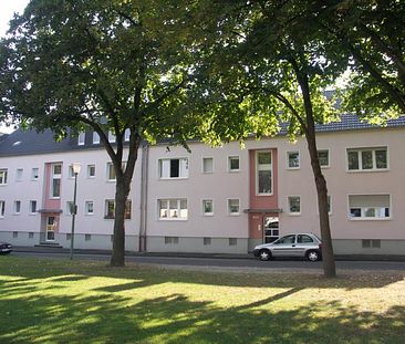 2-Zimmer-Wohnung in Düren-Gürzenich, Schillingsstr. 199 - Foto 1