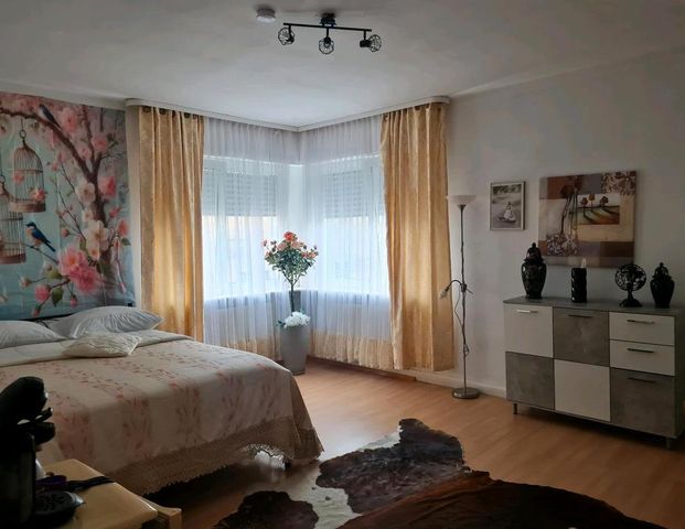 1 Wg Zimmer ab sofort verfügbar - Foto 1