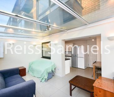 5 bedroom townhouse to rent - Photo 3