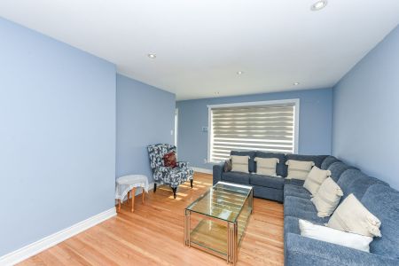 For Lease - 20 Charnleigh Court Unit# UPPER, Toronto, Ontario - Photo 2