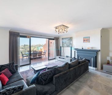 Penthouse for rent in Benahavis - Photo 4