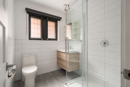 Castle Lofts - Photo 2