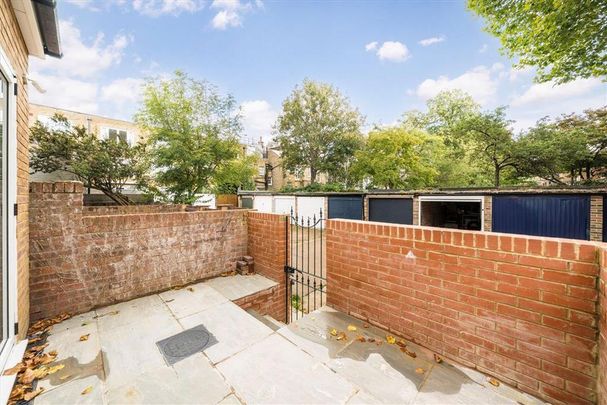 4 bedroom house to rent - Photo 1