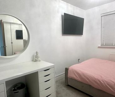 3 bedroom semi-detached house to rent - Photo 4