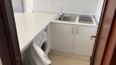 Piso de alquiler en Valdezarza - Foto 2