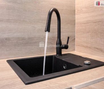 Pronájem bytu 2+kk po TOP rekonstrukci | sprcha s masáží, myčka, vš... - Photo 5