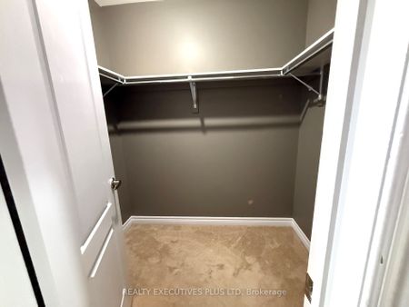 For Lease - 88 Banbridge Crescent Unit# Upper, Brampton, Ontario - Photo 4