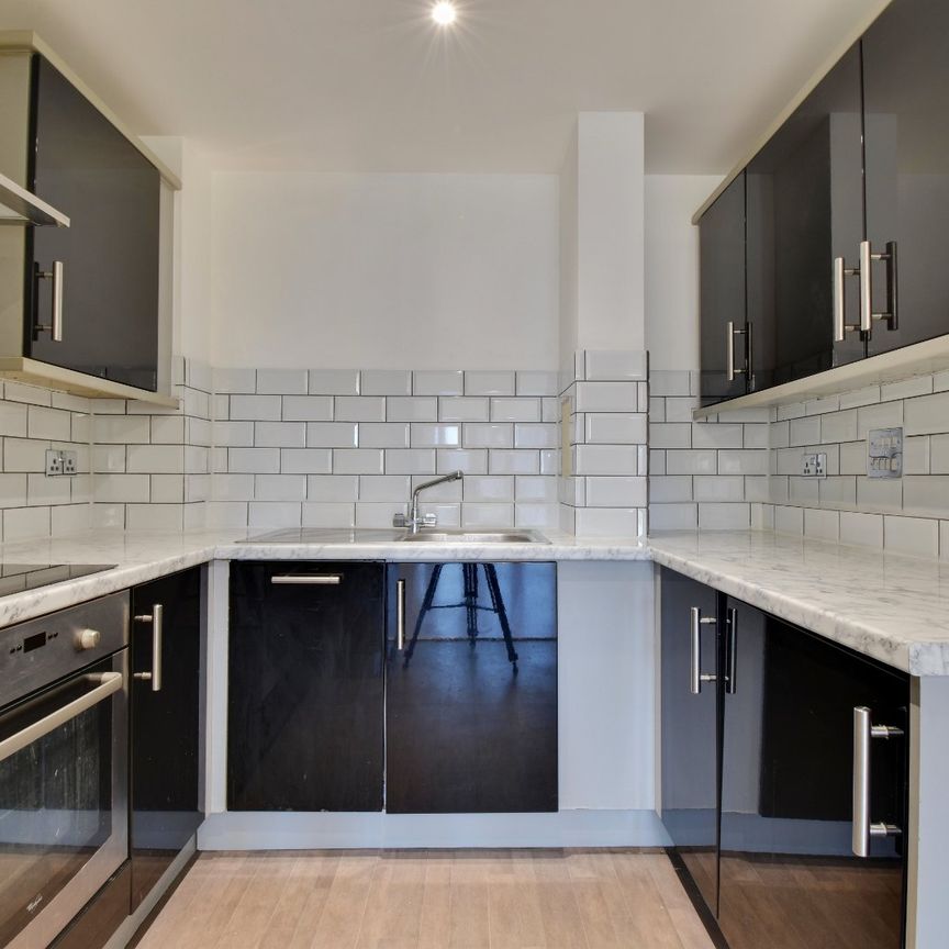 2 bedroom apartment to rent - Photo 1