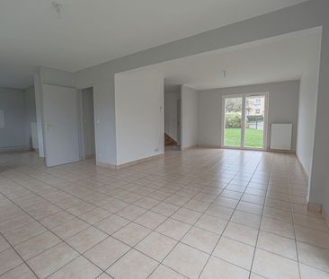 Location Maison 5 pièces 114m² FRANQUEVILLE ST PIERRE 76520 - Photo 2