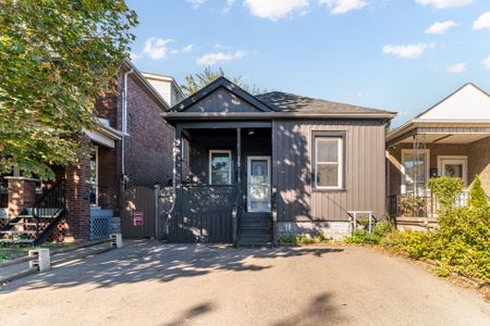 For Lease - 15 Dickson Street, Hamilton, Ontario - Photo 2