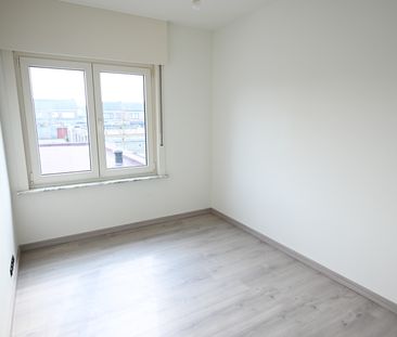 VOLLEDIG VERNIEUWDE (2024) woning met ZONNIGE tuin & GARAGE - Foto 4