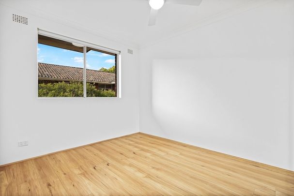 Renovated Two Bedroom Apartment - Photo 1