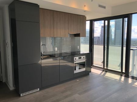 For Lease - 161 Roehampton Avenue Unit# 4002, Toronto, Ontario - Photo 4