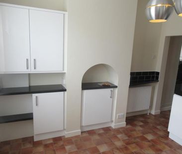 2 bedroom terraced house to rent - Photo 6