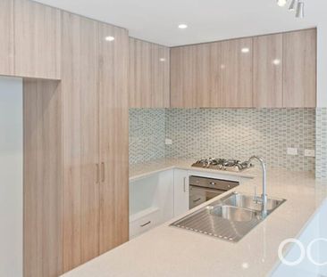 Open the Door to Modern Living - Photo 6