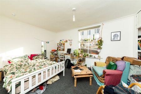 5 bedroom maisonette to rent - Photo 4