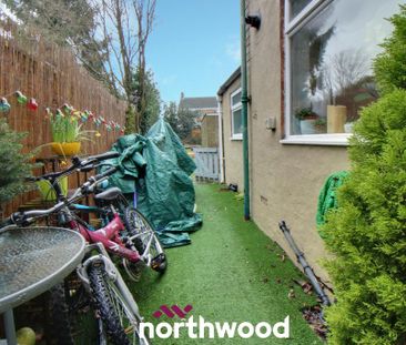 3 bedroom terraced house to rent - Photo 3