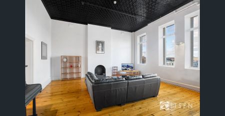 FULLY FURNISHED INNER CITY APARTMENT - AVAILABILE DECEMBER 2026 - Photo 4