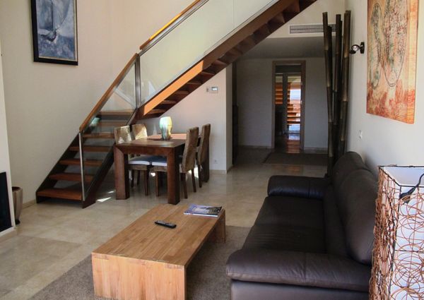 Comfortable penthouse, nice views