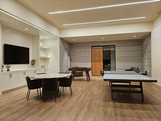 For Lease - 8960 Jane Street Unit# 216, Vaughan, Ontario - Photo 1