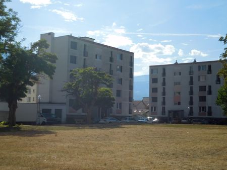 Location Appartement 4 pièces 66m² ST MARTIN D HERES 38400 - Photo 4