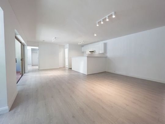 Spacious one-bedroom apartment in heart of Woolloomooloo - Photo 1