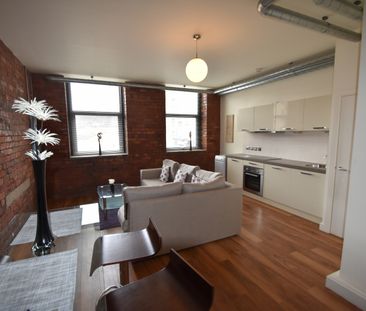 One Bedroom Apartment - Photo 3