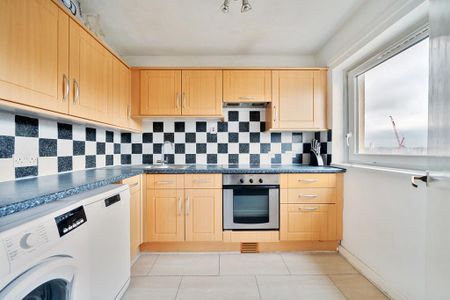 1 bedroom flat to rent - Photo 4