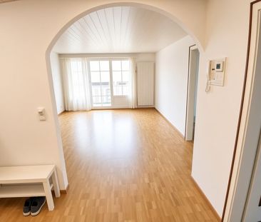 2.5 Zimmer, 80 m², 2. Stock - Photo 1