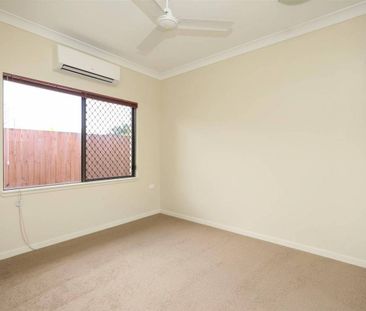 Large Airconditoned Family Entertainer - Huge Patio - Double Gate S... - Photo 4