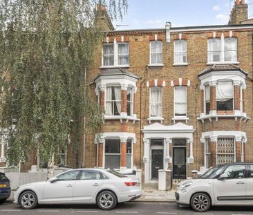 3 bedroom flat to rent - Photo 2