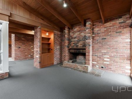 Family home, Ideal location! - Photo 5