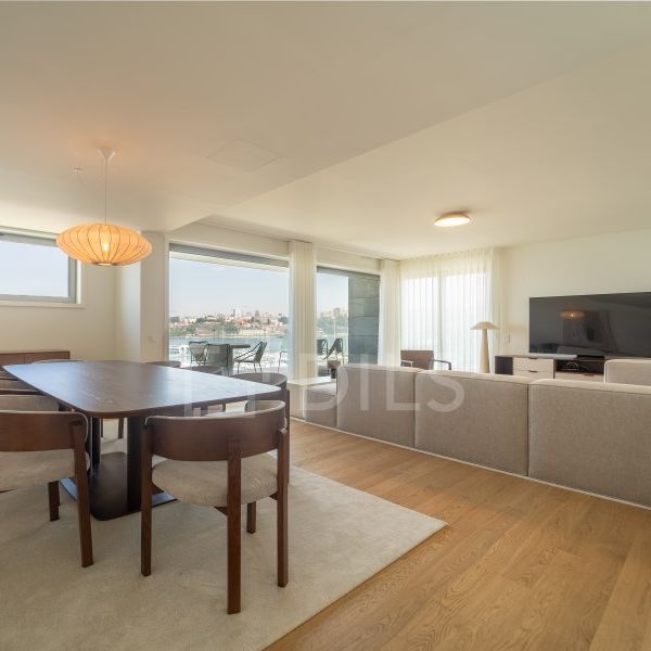Apartamento T3 em Porto - Foto 1