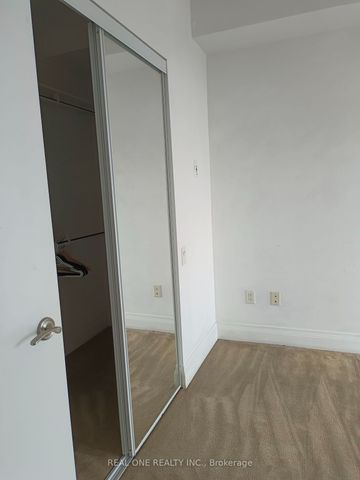 Quantum North Tower Lofts , #3812 - Photo 4