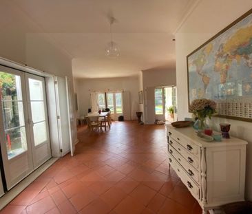 5 room luxury House for rent in Areia (Cascais), Cascais e Estoril,... - Photo 2