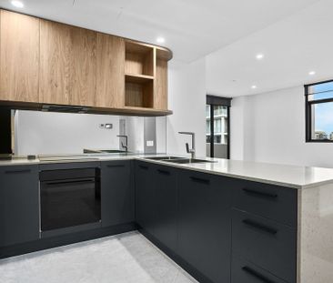 Discover Unmatched Luxury at "Urban Edge" - Photo 1