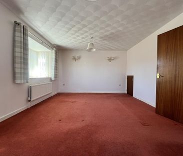 4 bedroom detached house to rent - Photo 1