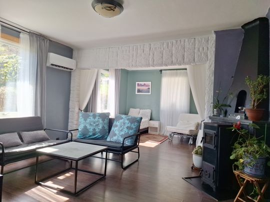 Uddebacken, Jonsered - Photo 1